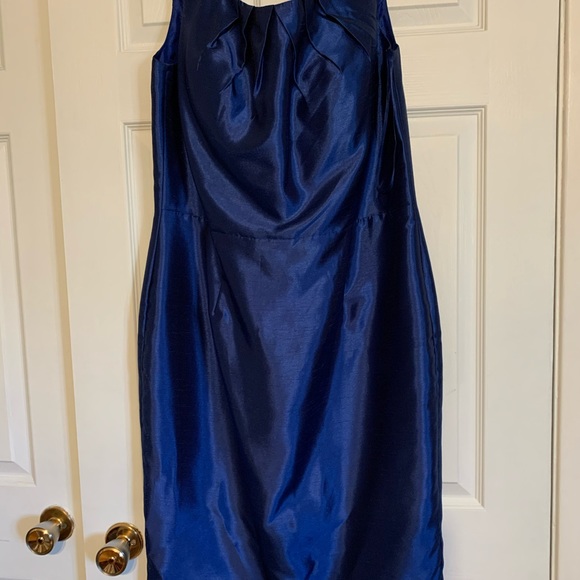 Dress - Picture 3 of 6